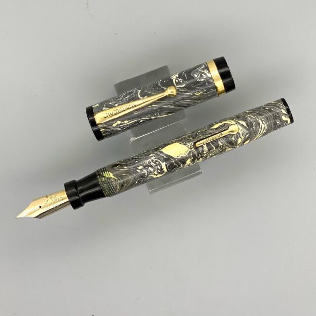 Rare Oversized LeBoeuf 75 Fountain Pen just restored and added to our eBay store - link in bio

#leboeuffountainpen #leboeuf75 #rarefountainpen #rarepen #vintagepen #fountainpen #restoredfountainpen