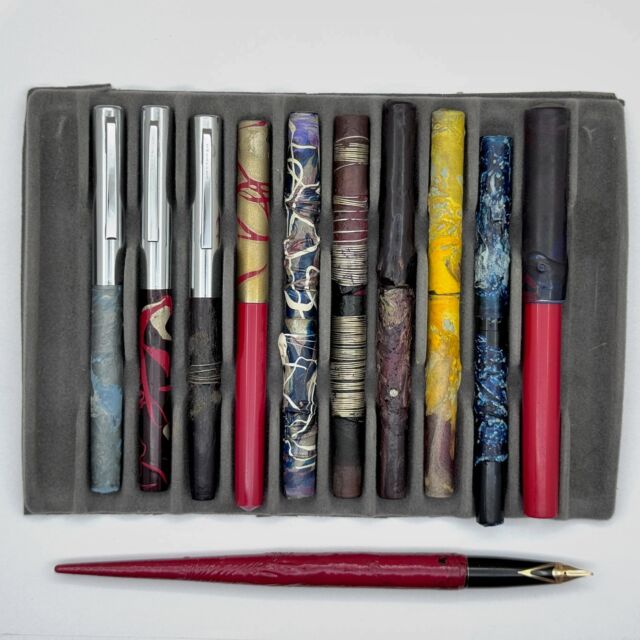 DJ Kennedy Fountain Pen Collection headed to our eBay store shortly - link in bio

#djkennedypens #fountainpen #rarepen #pen